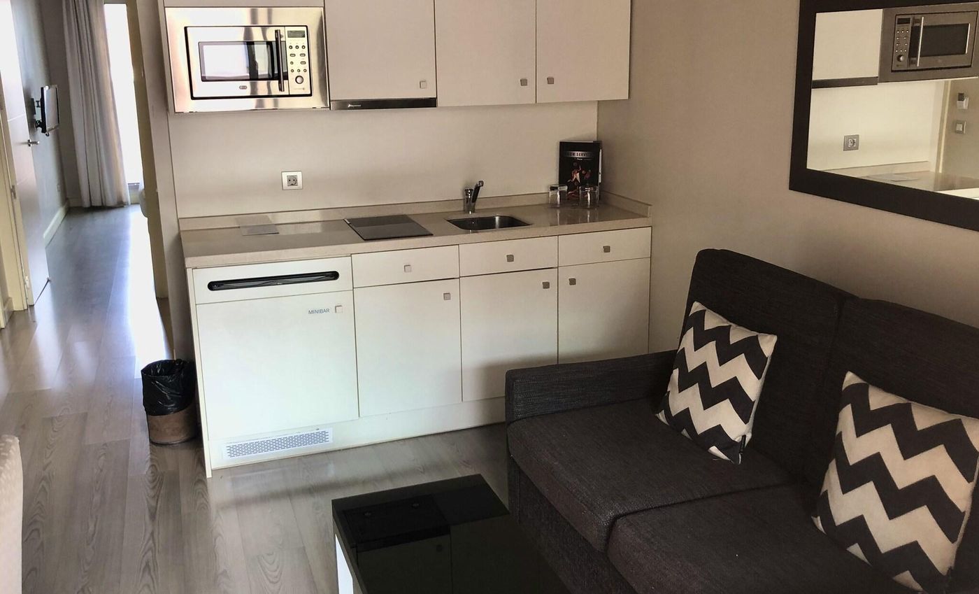 Suites-Viena-Plaza-de-Espa----a-Room-4