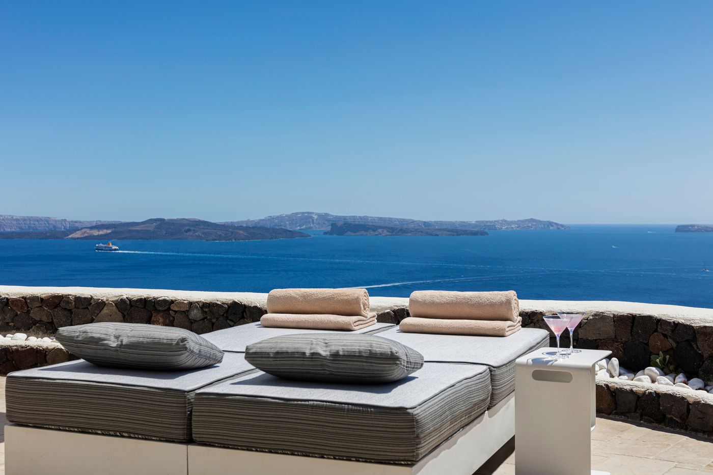 Canaves-Oia-Suites---Adults-Only-Pool-64