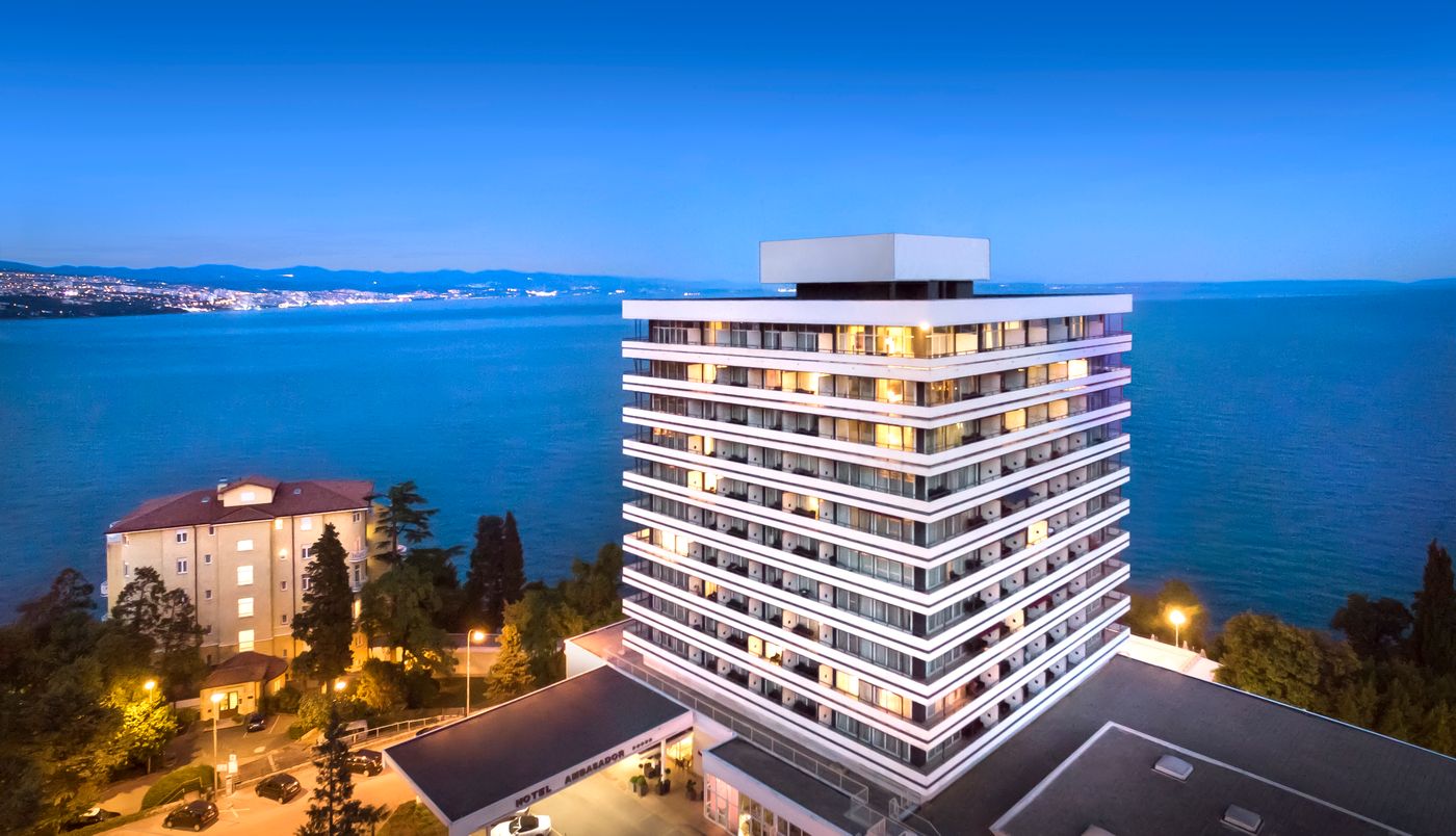 Remisens-Premium-Hotel-Ambasador-General-view-8