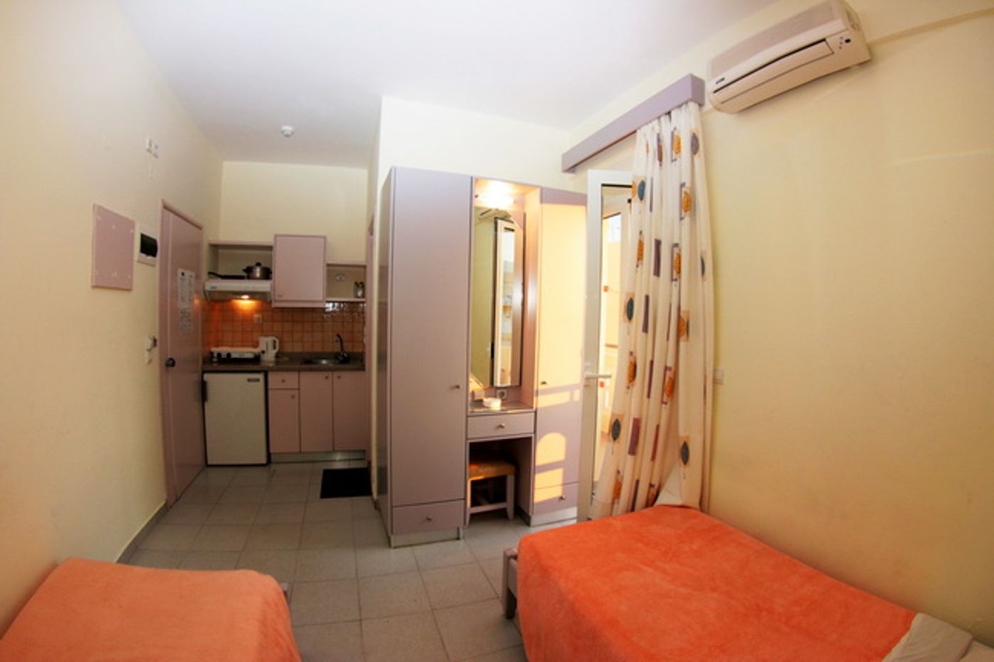 Stonewell Studios Malia