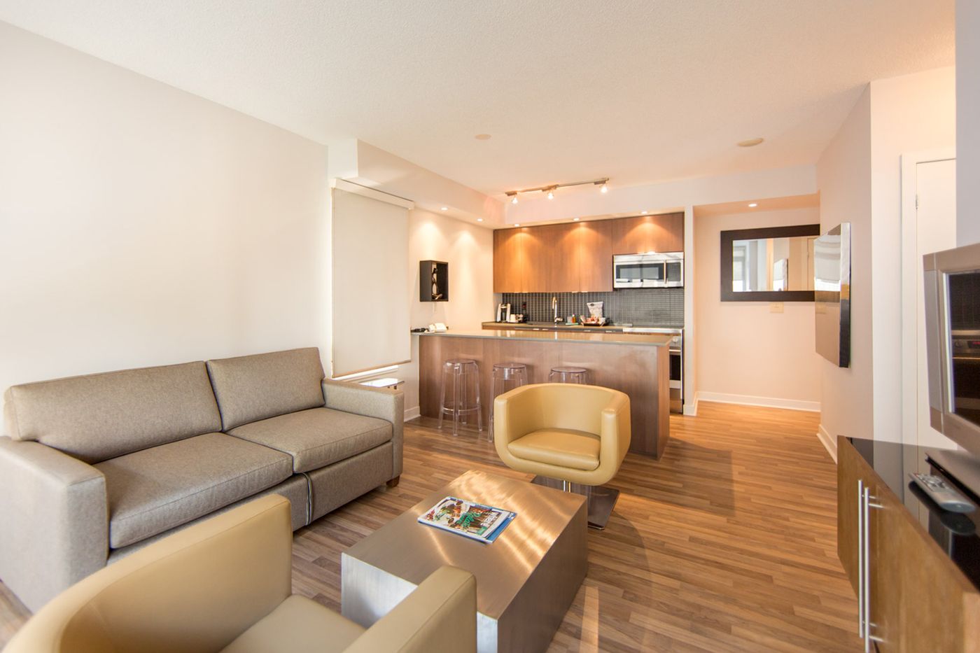 Executive Hotel Cosmopolitan Toronto-Canada-Toronto-Room-10