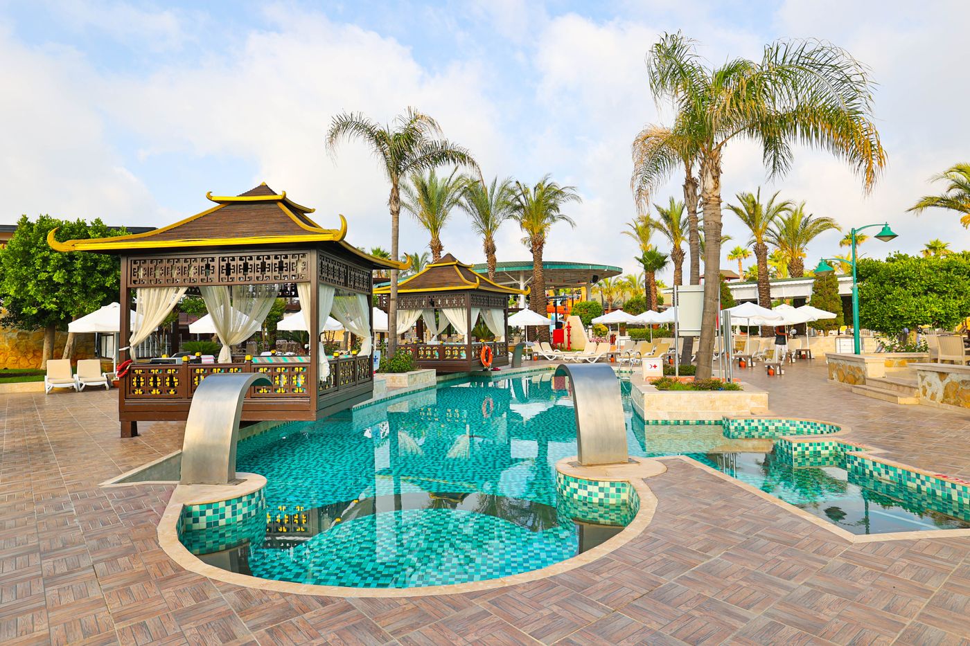 Crystal Family Resort