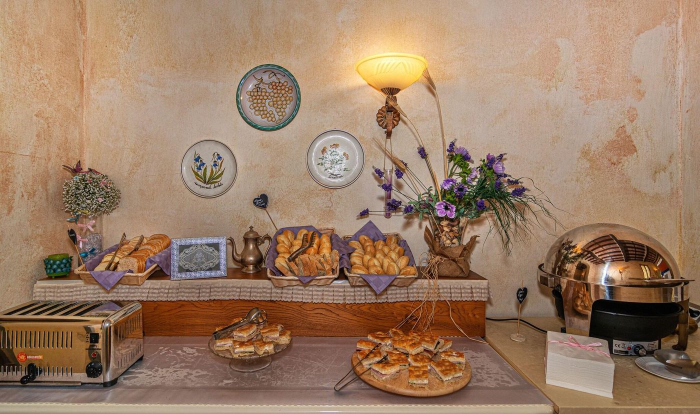 Villa-Cheli-Restaurant-20