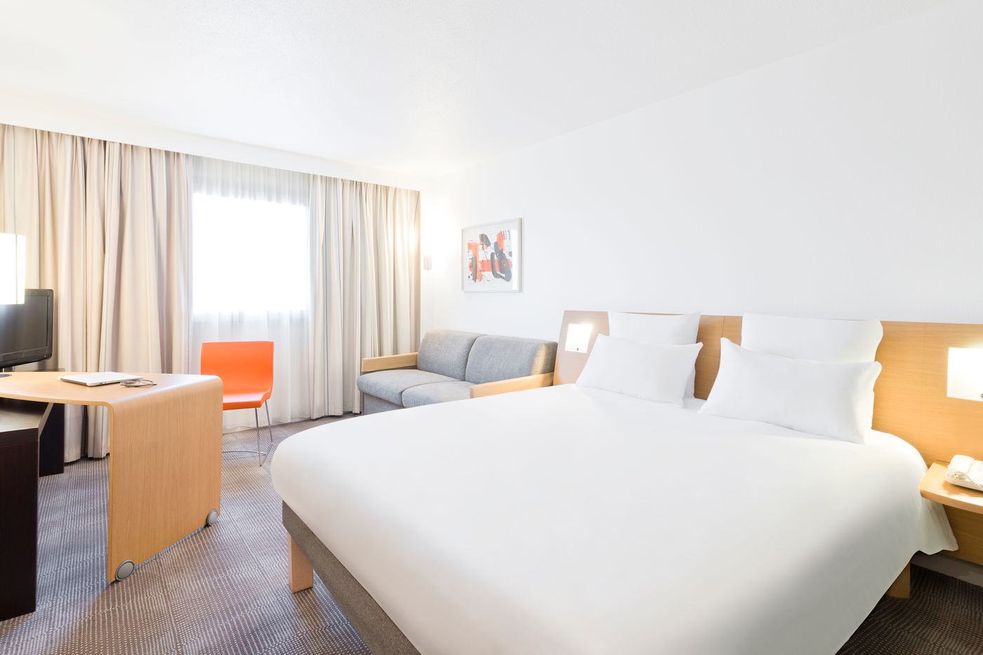 Novotel-Paris-Centre-Gare-Montparnasse-Room-37