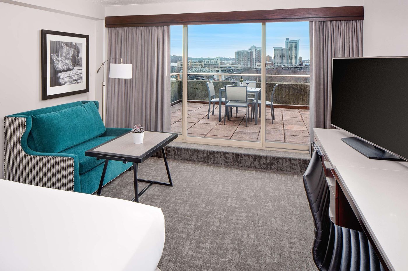 Hyatt-Regency-BostonCambridge-Room-7