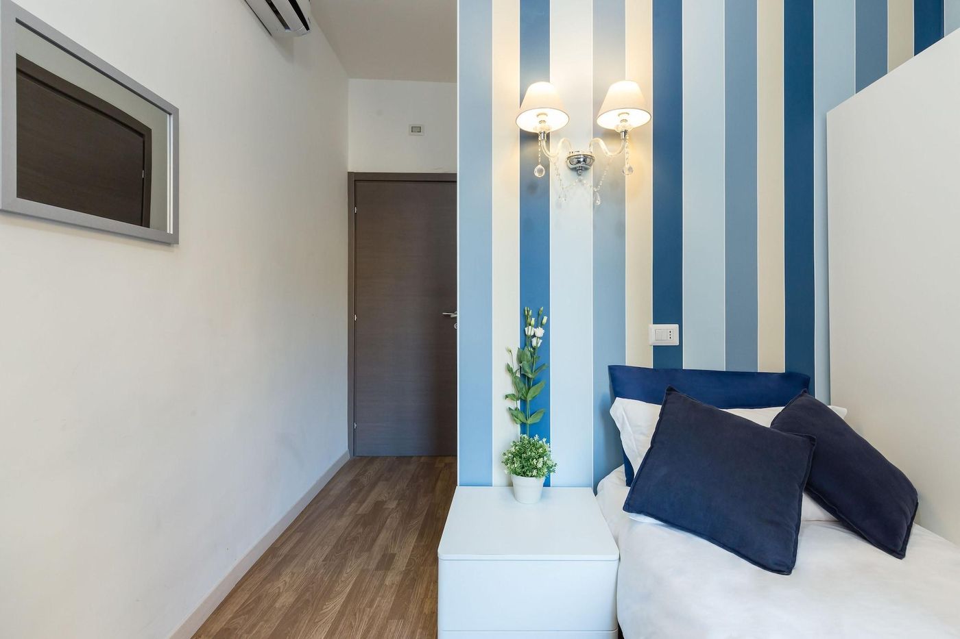 Rione-Monti-Suites-Room-14