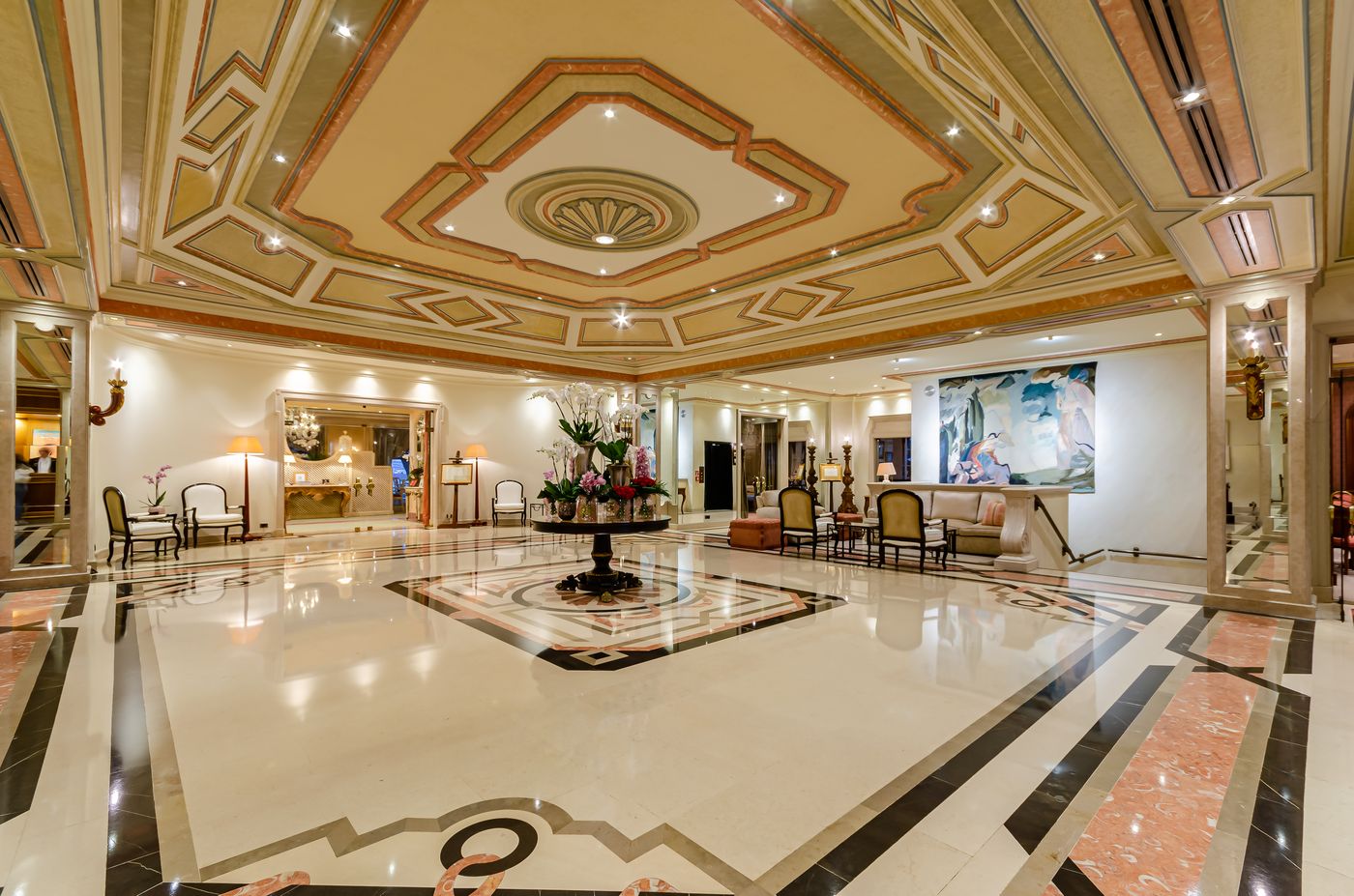 Olissippo-Lapa-Palace----The-Leading-Hotels-World-Lobby-18