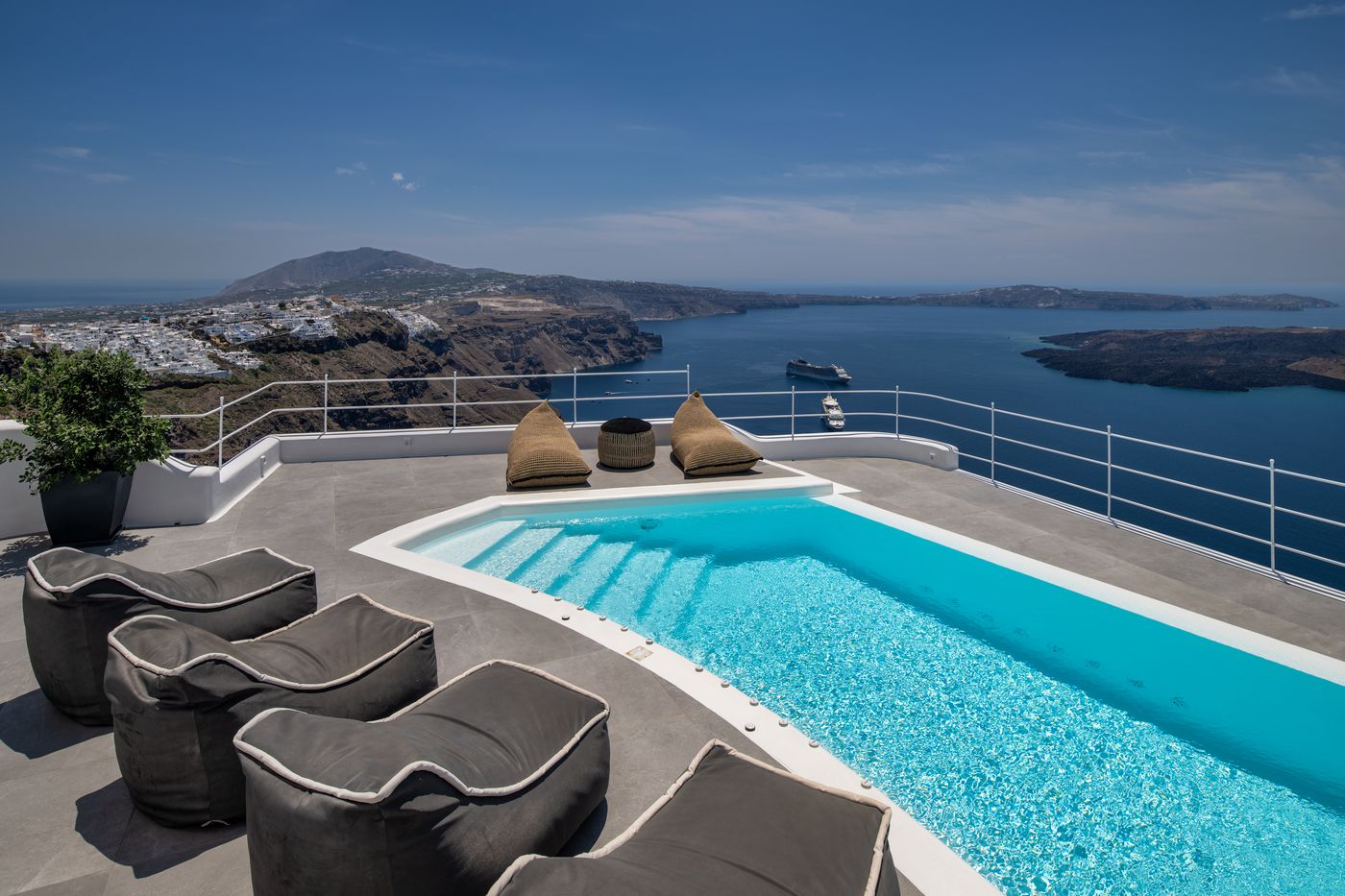 Eteoro Suites-Greece-Santorini-General view-8