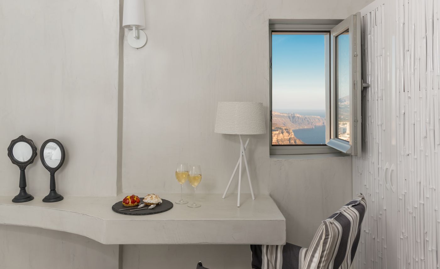 Mythical-Blue-Luxury-Suites-Room-47