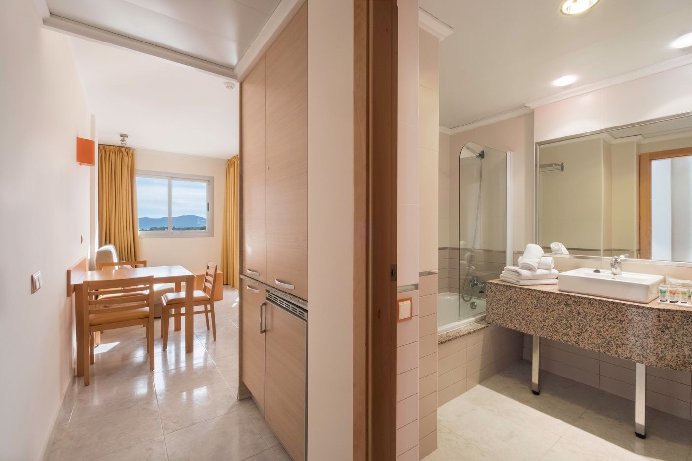 Hotel-Atlantic-by-LLUM-Room-23