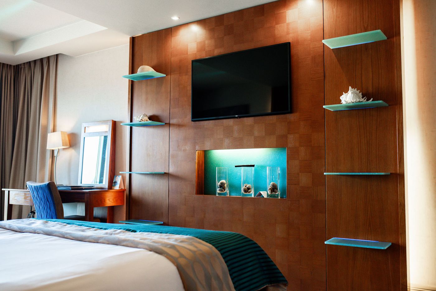 The-Royal-Yacht-Room-22