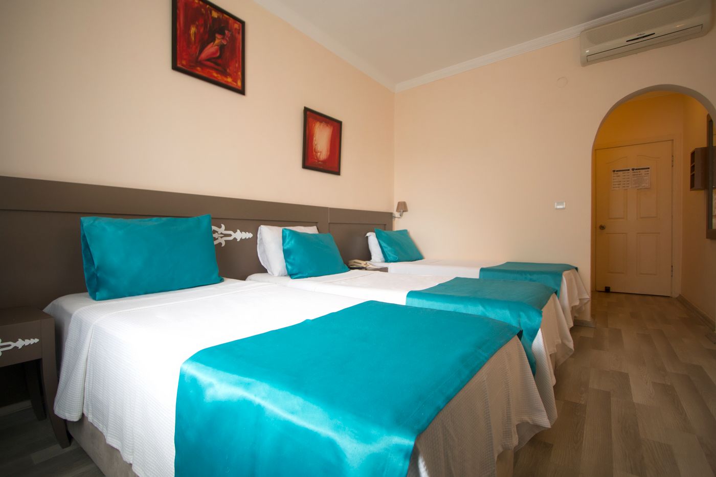 Sky-Vela-Hotel---All-Inclusive-Room-20