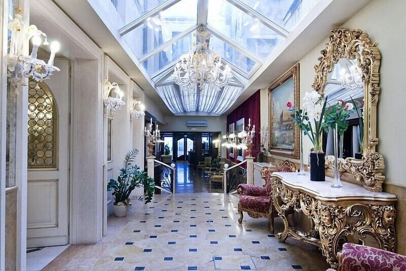 Hotel-Belle-Epoque-Lobby-12