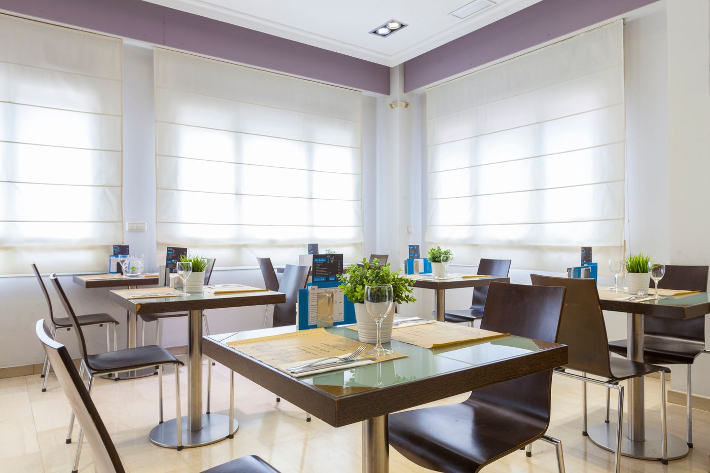 Porcel-Torre-Garden-Bar-36