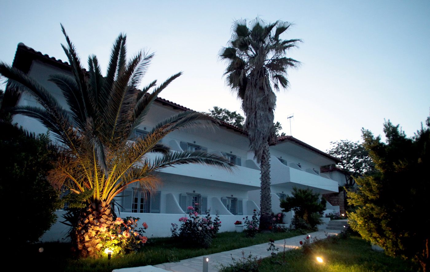 White-Suites-General-view-7