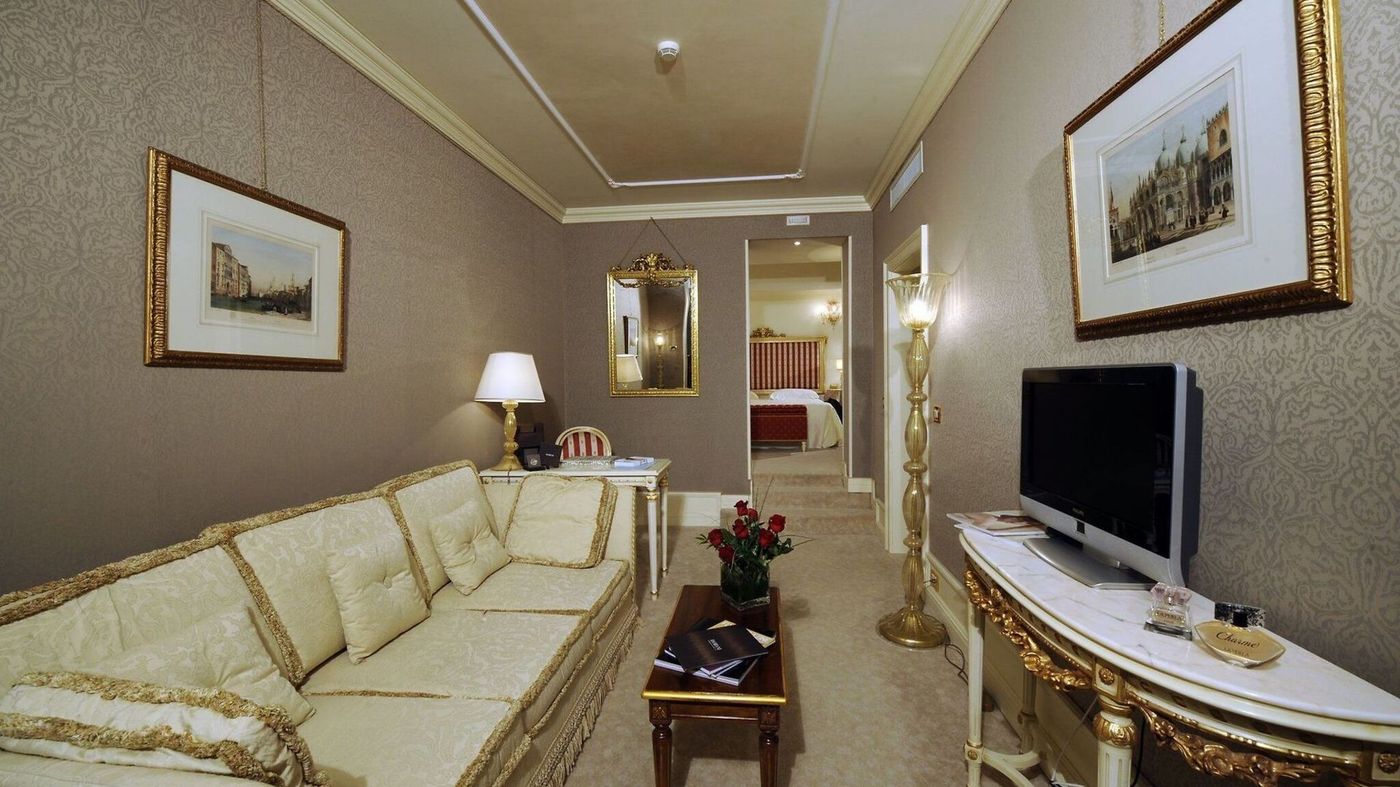 Ca-Sagredo-Hotel-Room-27