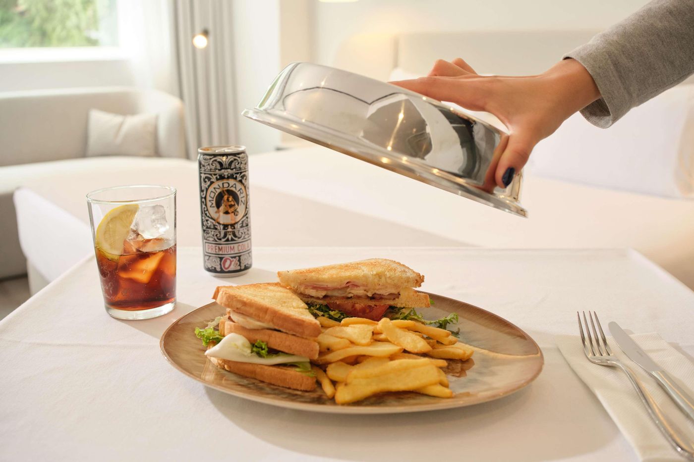 Rafaelhoteles-Ventas-Room-9