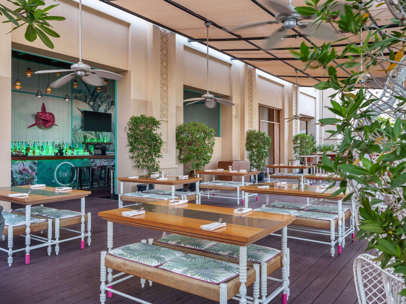 Fairmont-The-Palm-Restaurant-44