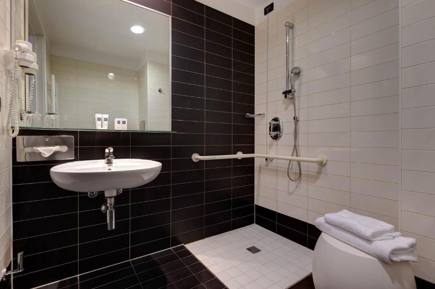 iH-Hotels-Roma-Z3-Room-26
