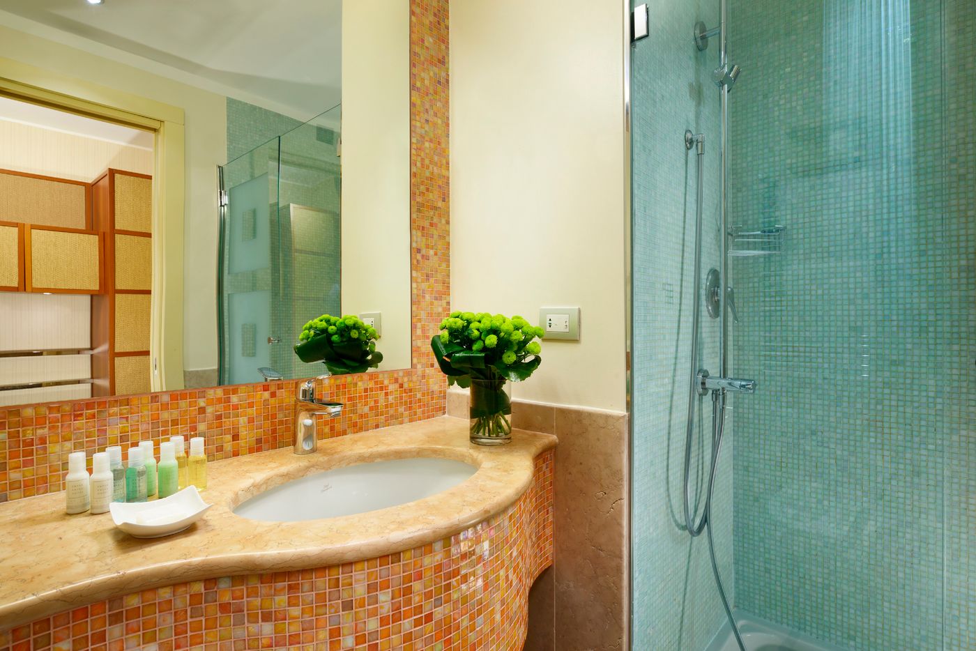 Enterprise-Hotel-Design---Boutique-Room-44