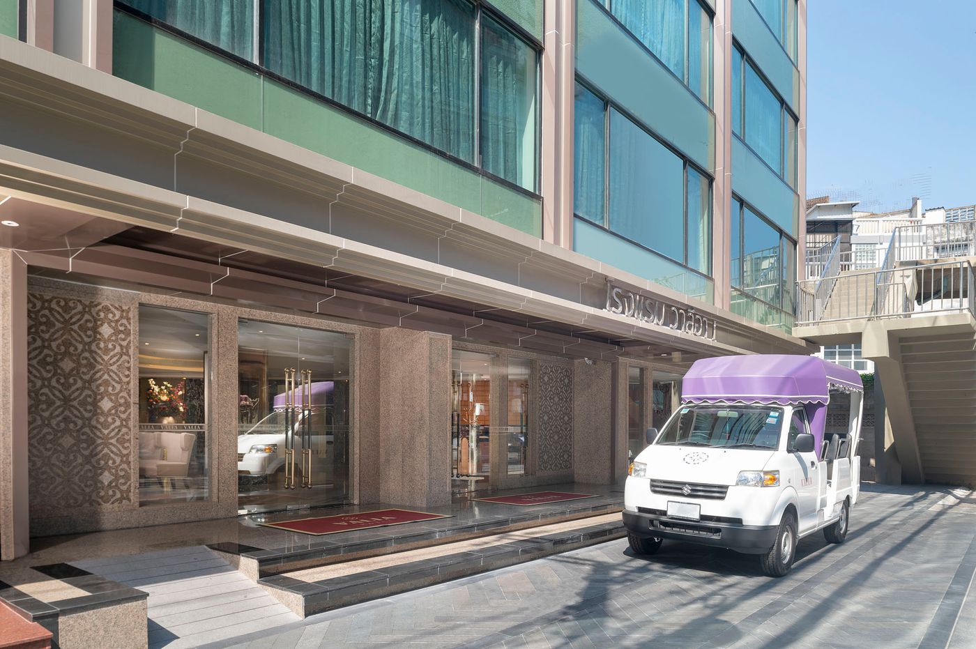 VALIA-Hotel-Bangkok-Sukhumvit-Lobby-1