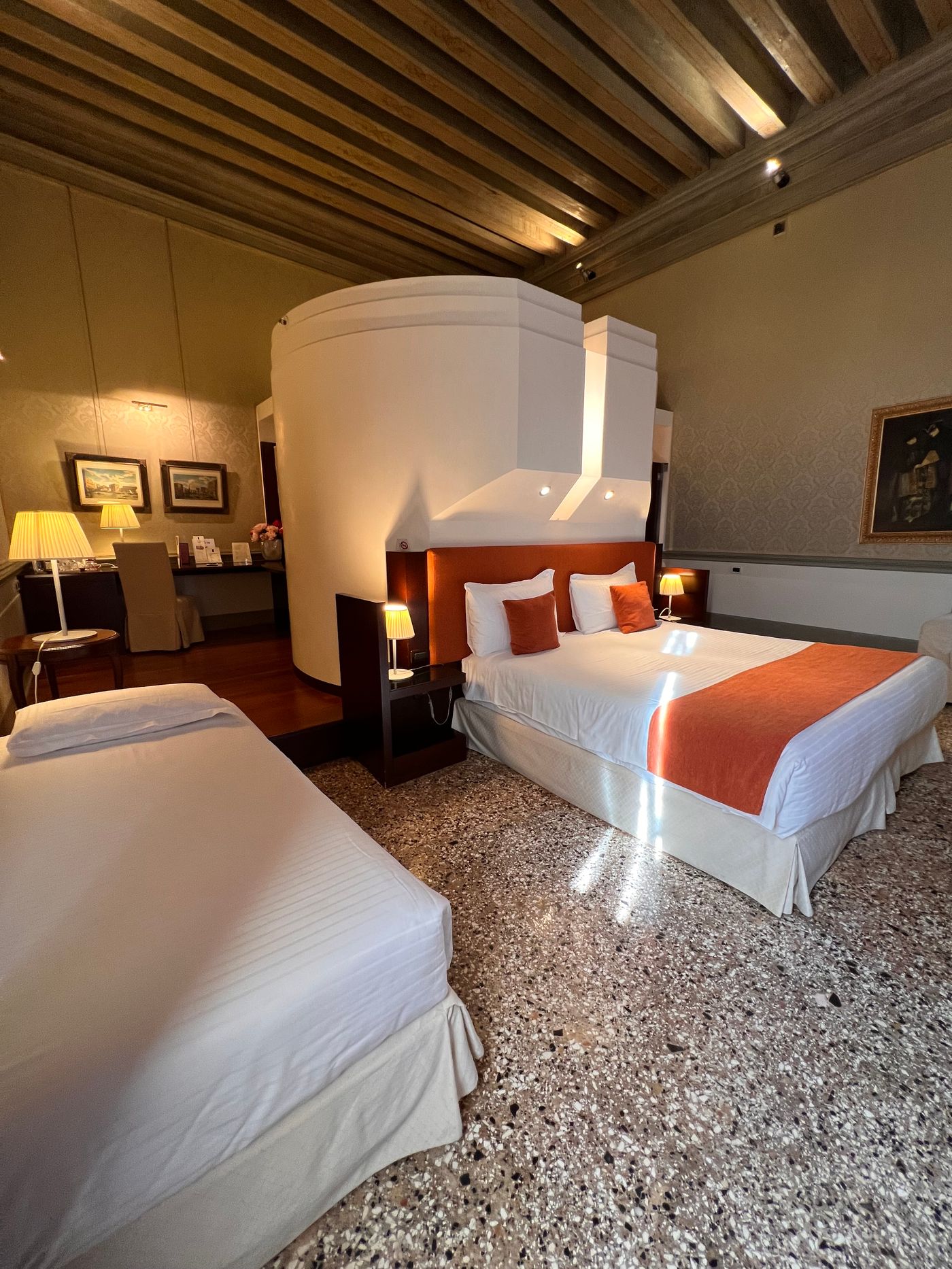 Ruzzini-Palace-Room-74