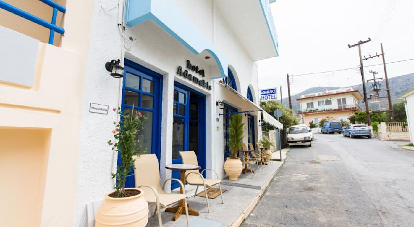 Adamakis Hotel