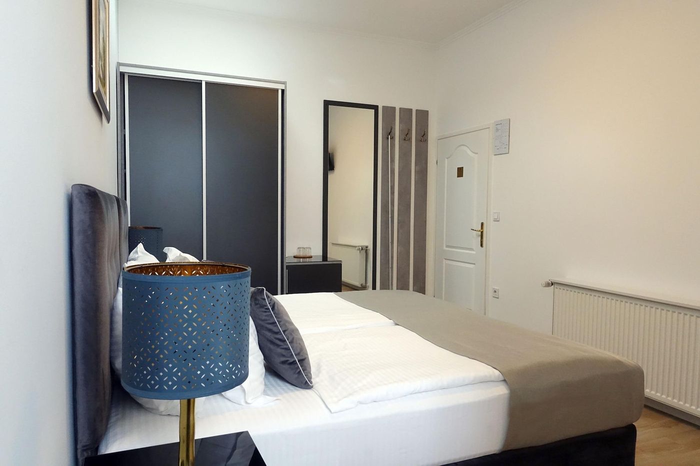 Hotel Vila Tina-Croatia-ZAGREB-Room-7