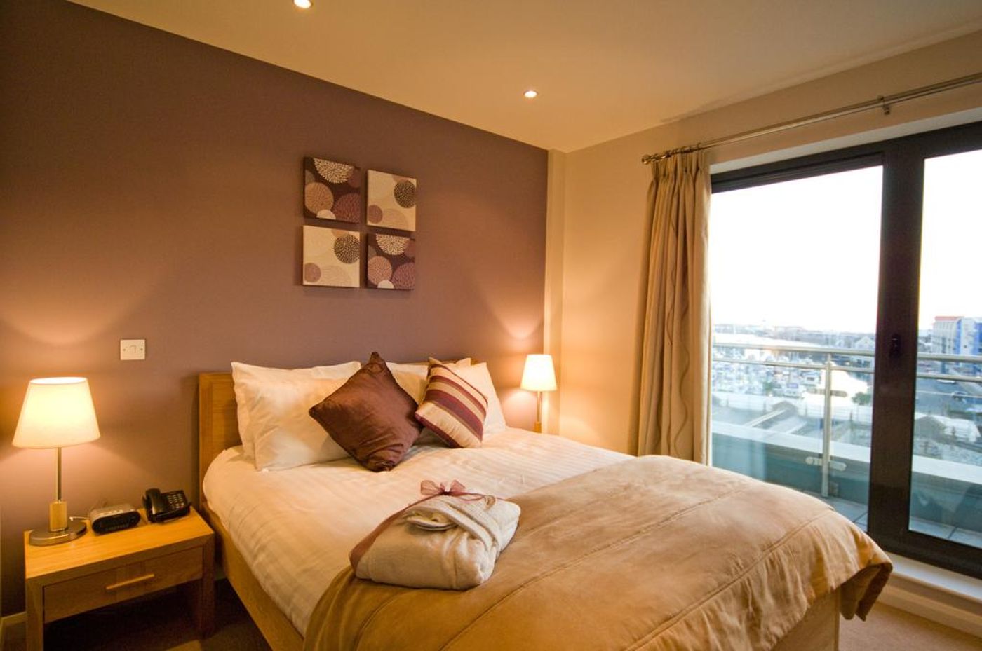 Liberty-Wharf-Apartments-Room-12