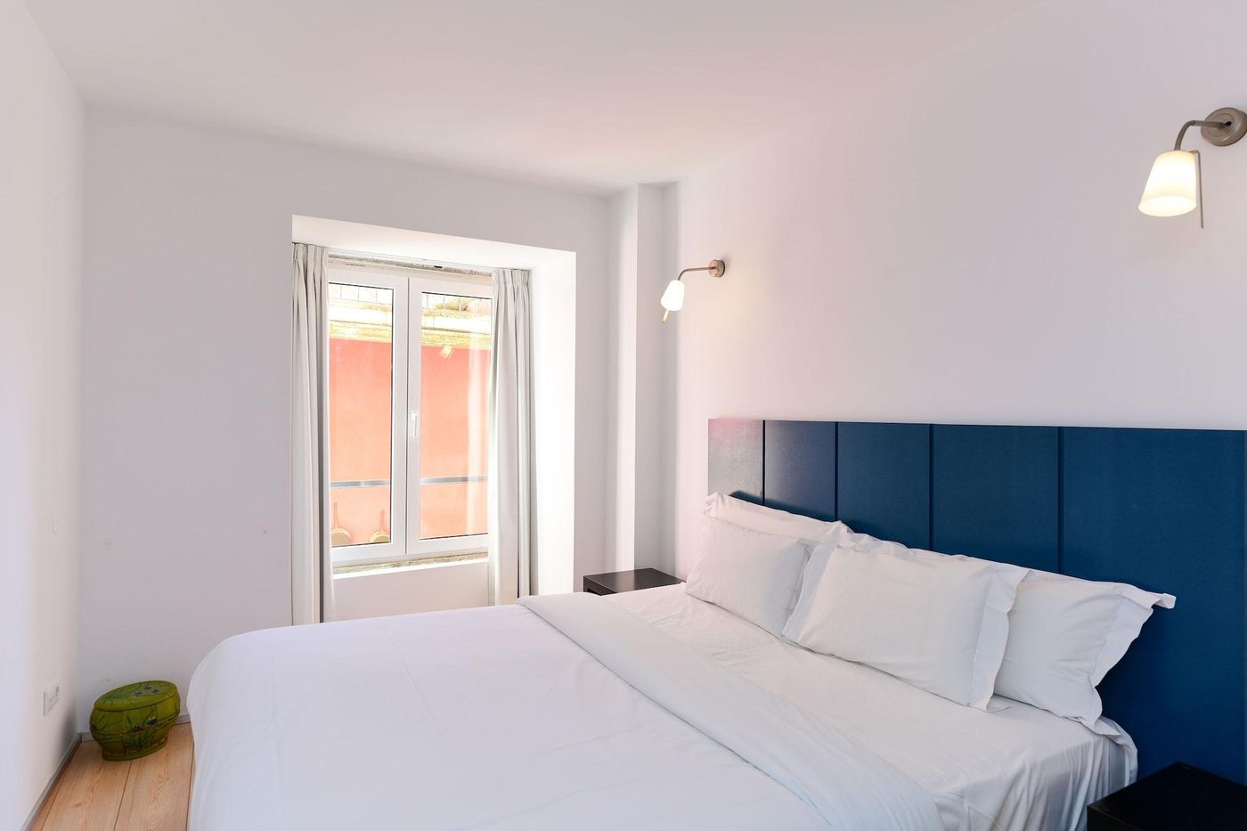 Alfama---Lisbon-Lounge-Suites-Room-73