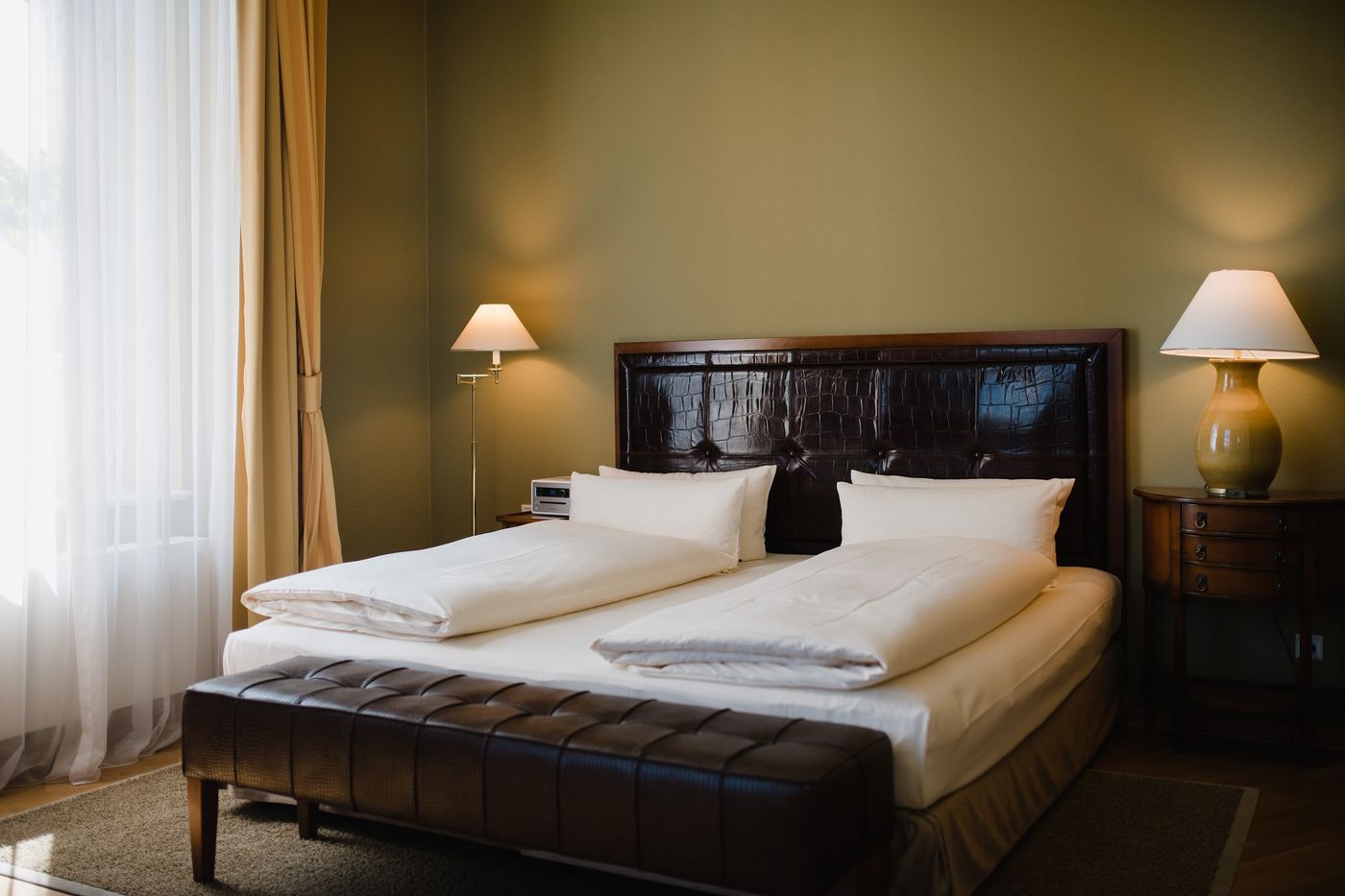 Louisa-s-Place-Room-38