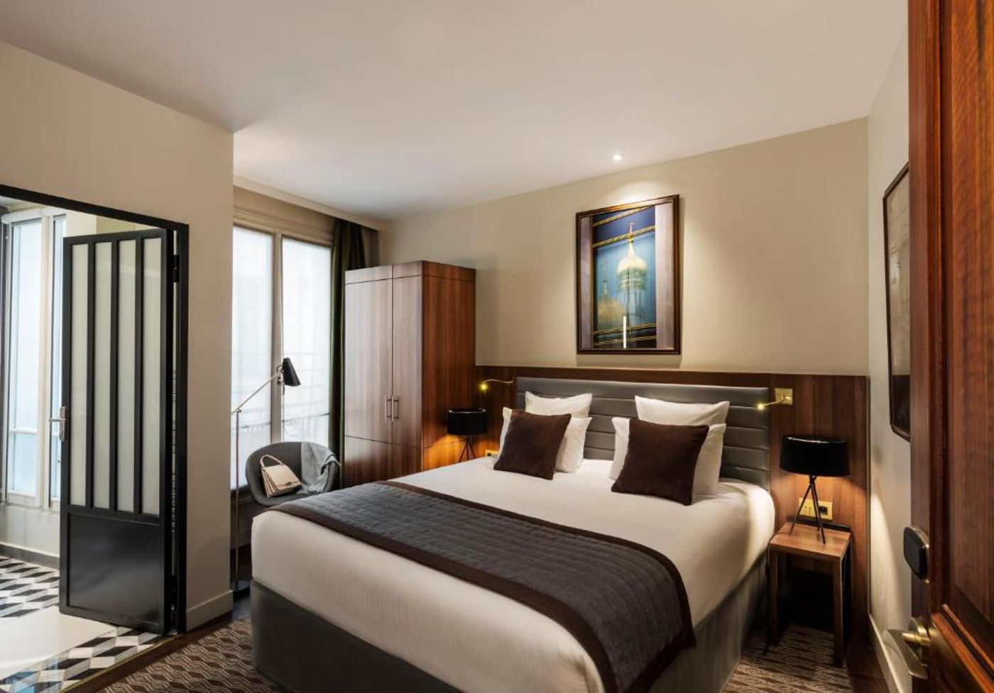 Hotel-Mayflower-Opera-Room-19