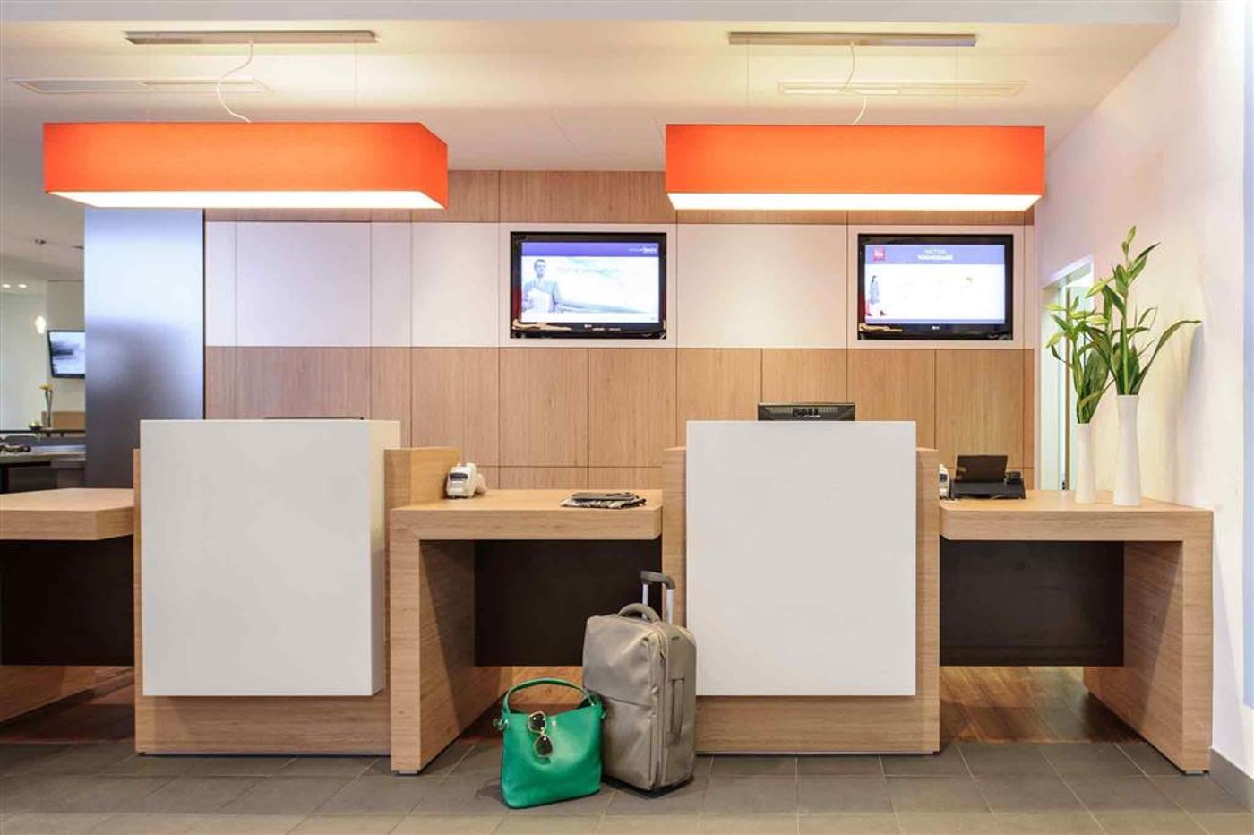 ibis Duesseldorf Hauptbahnhof - Germany - DUESSELDORF - General view - 6