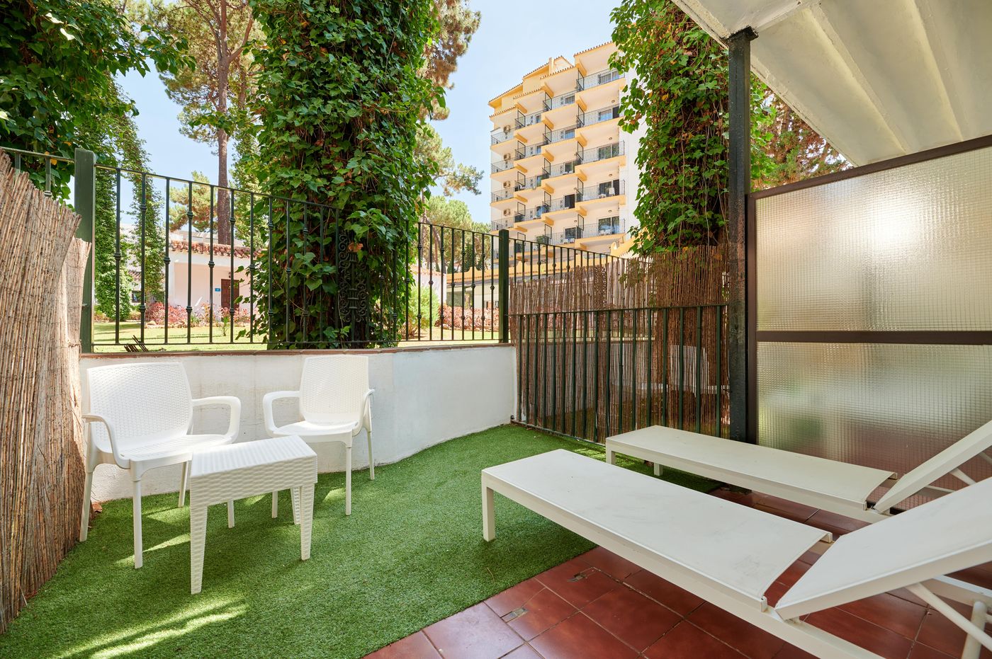 Alua-Sun-Marbella-Park-Room-69