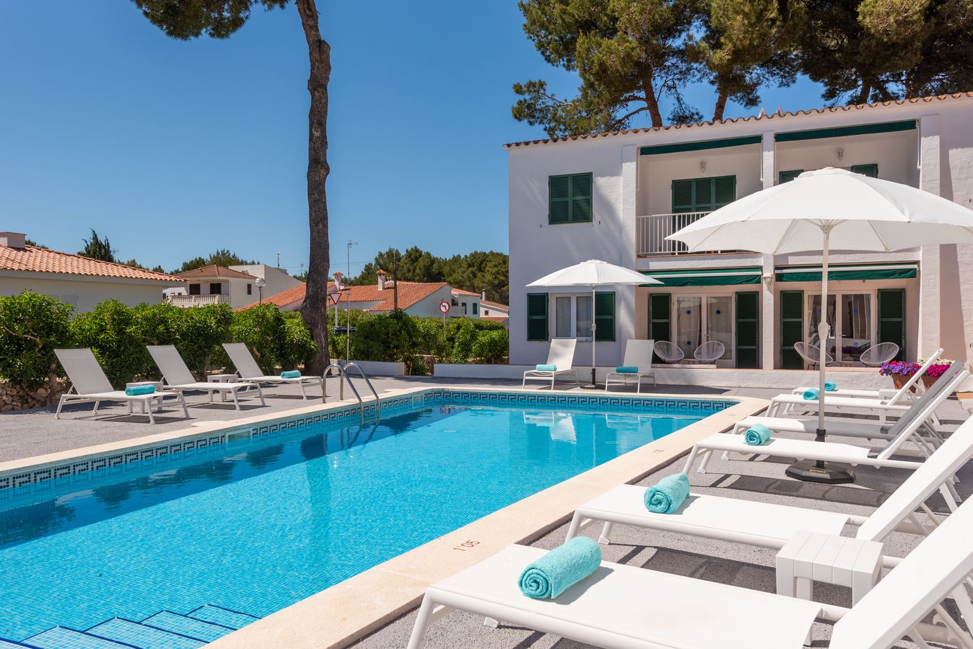 Annabels-I---II-Pool-5