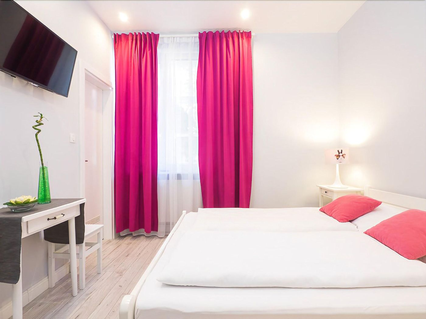 Casablanca Boutique Bed & Breakfast-Croatia-ZAGREB-Room-7