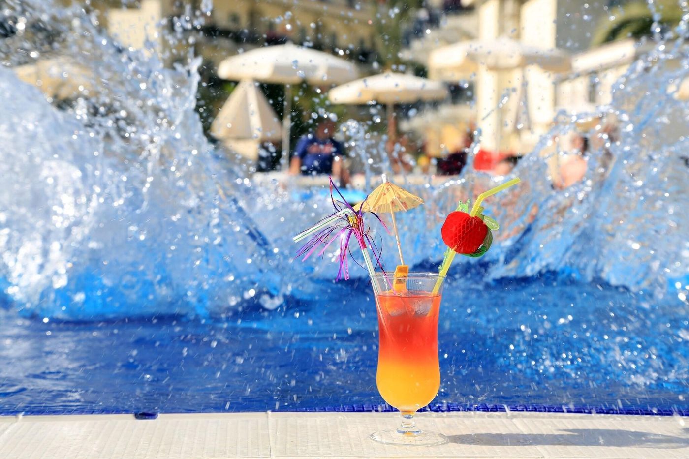 Montebello-Resort---Spa-Pool-25