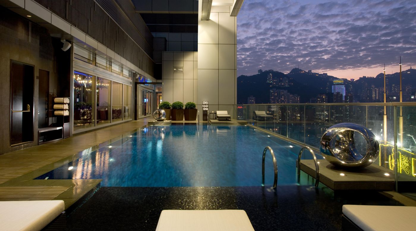 Crowne-Plaza-Hong-Kong-Causeway-Bay-Pool-47