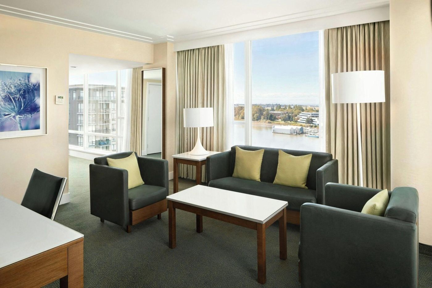 The-Westin-Wall-Centre--Vancouver-Airport-Room-11