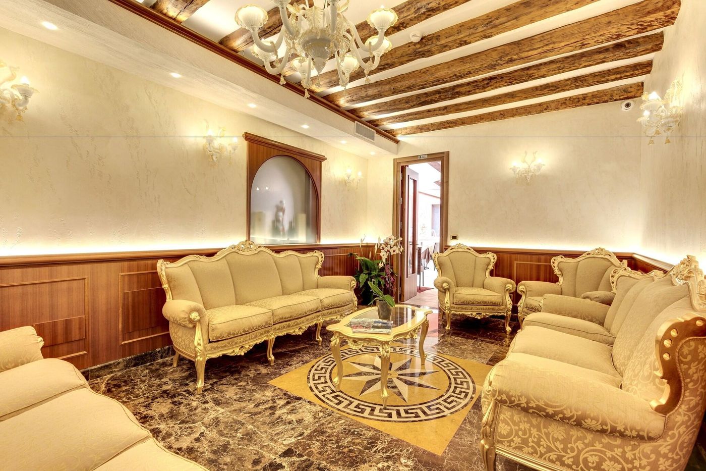 Hotel-New-Reiter-Lobby-13