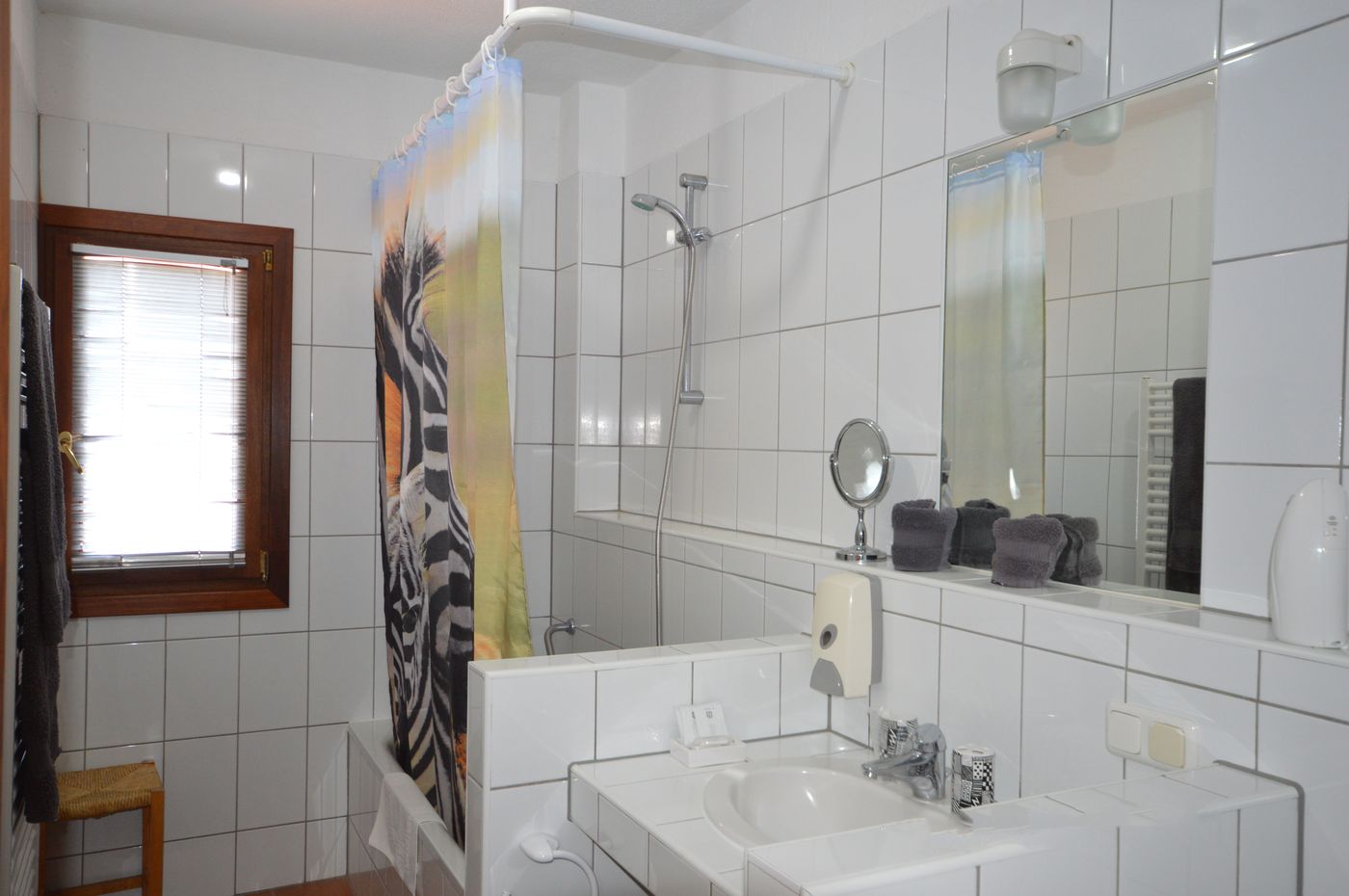 Alta-Monta----a-Room-27