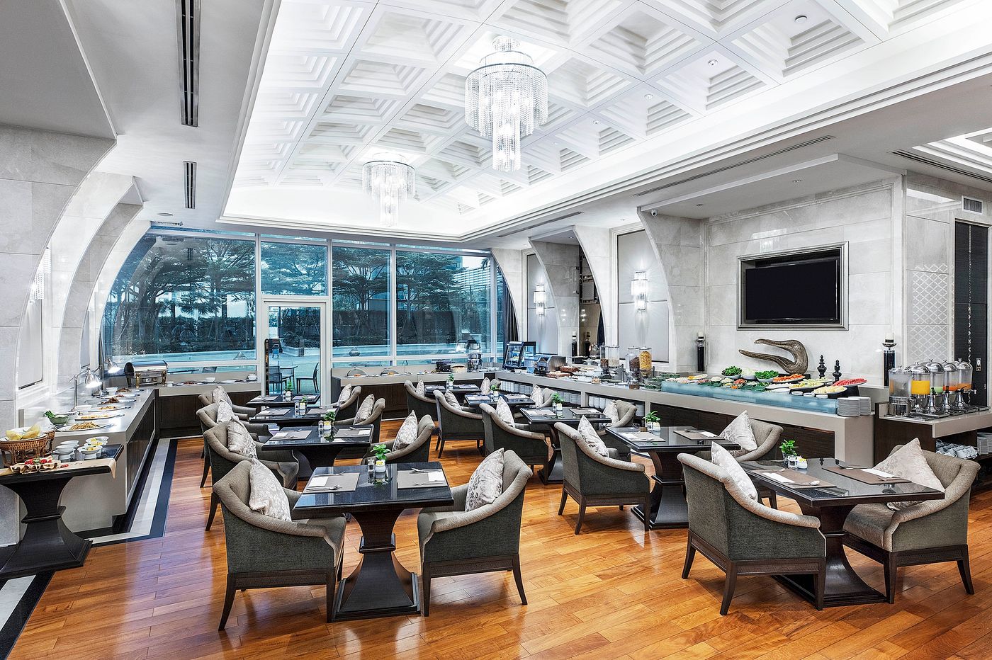 Grande-Centre-Point-Hotel-Terminal-21-Restaurant-37