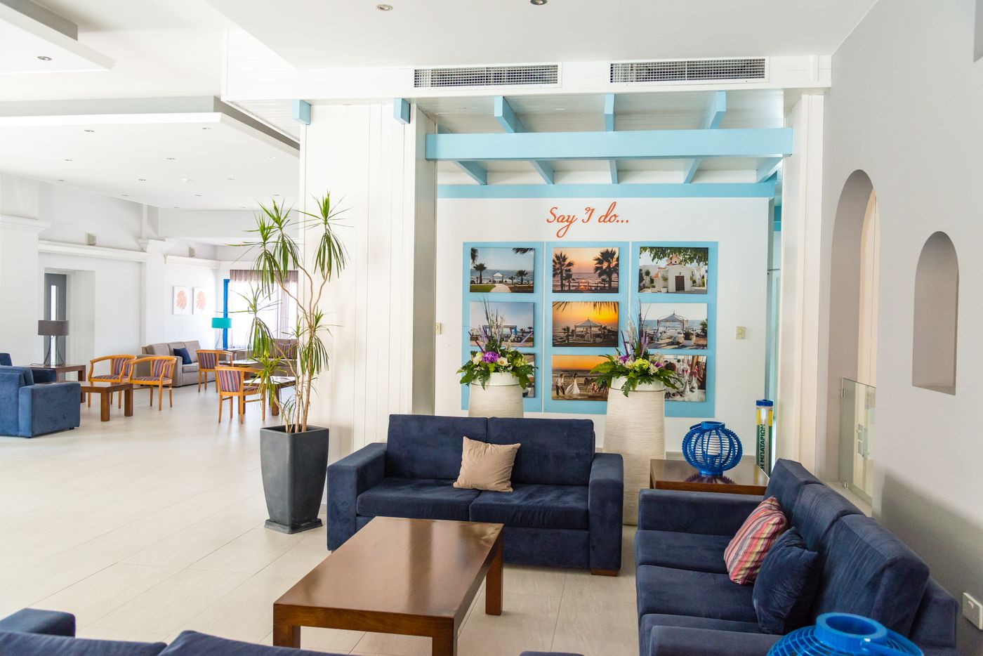 Kefalos-Damon-Hotel-Apartments-Lobby-62