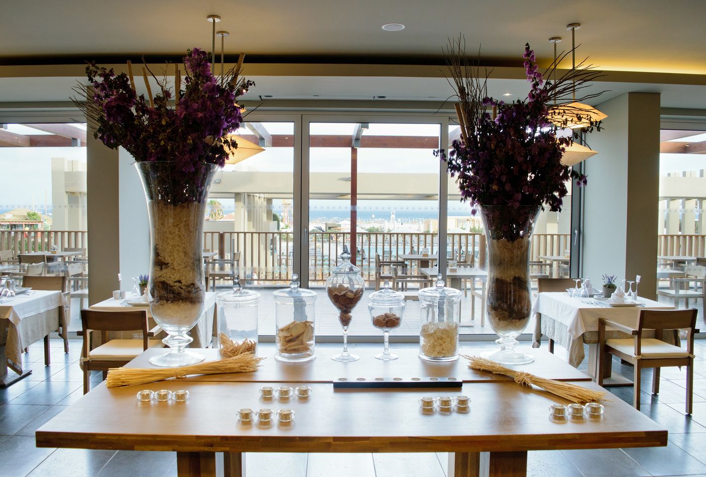 Oasis-Salinas-Sea-Restaurant-21