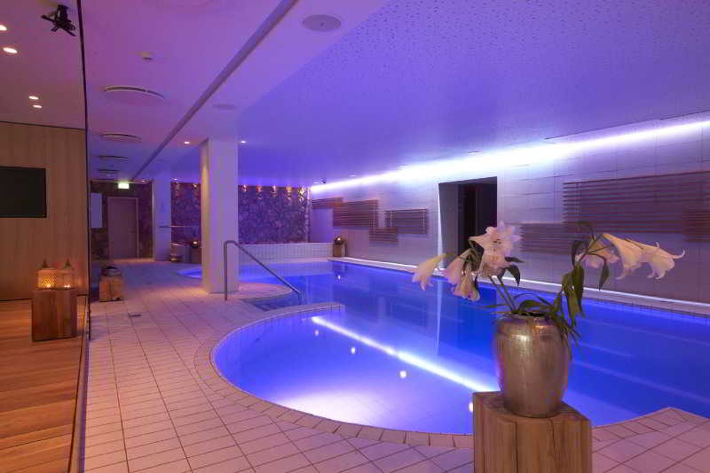 Reykjavik Natura - Berjaya Iceland Hotels