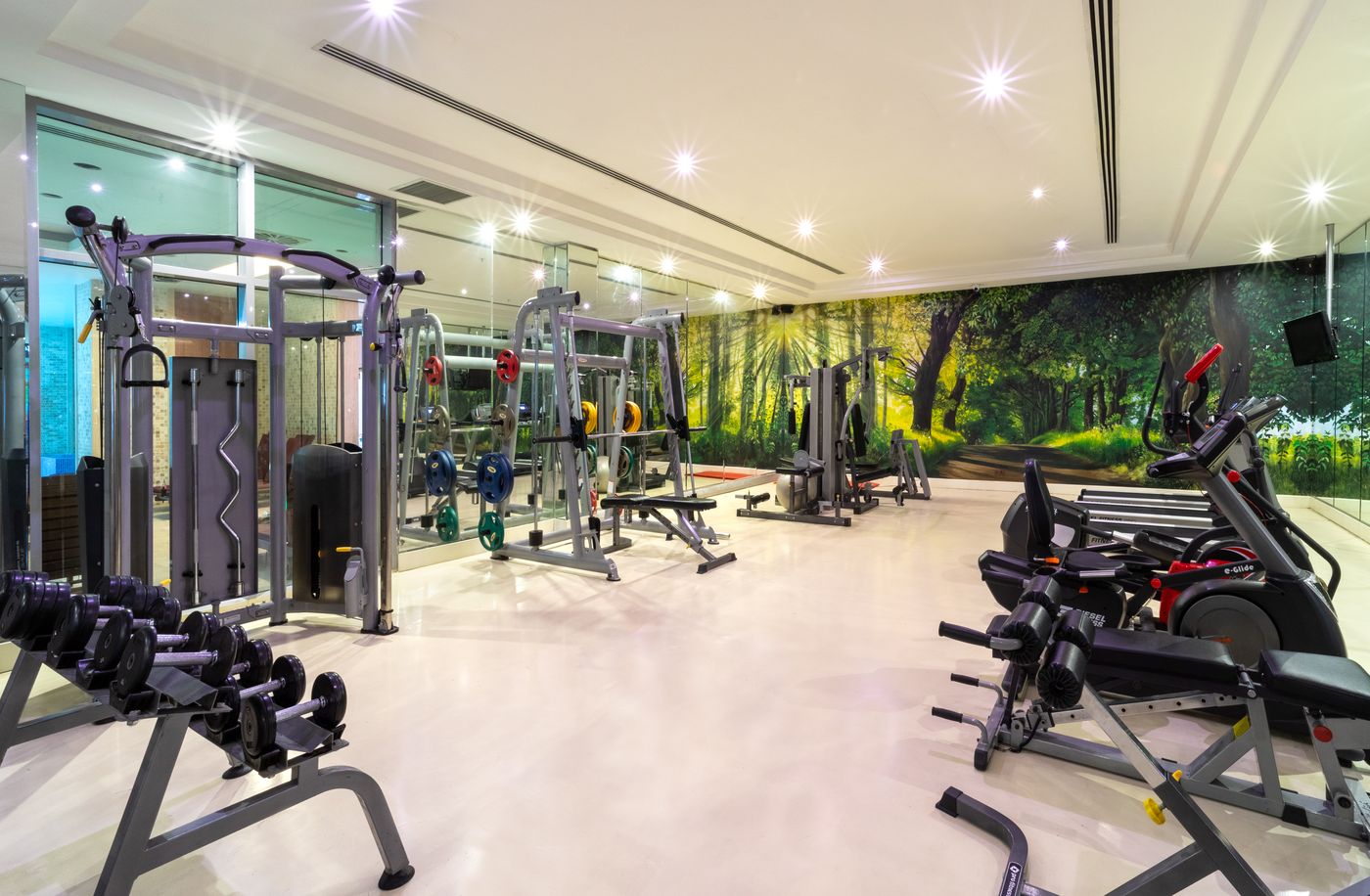 Ramada-Hotel---Suites-by--Istanbul-Atakoy-Sports-and-Entertainment-52