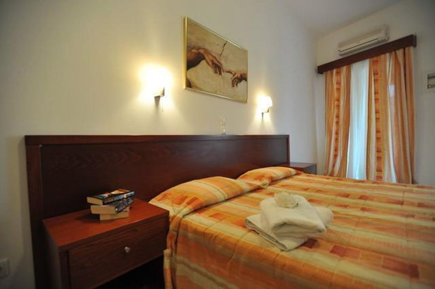 Saint Spyridon Hotel