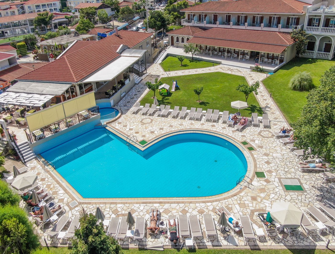 Palmyra-Hotel-Pool-6