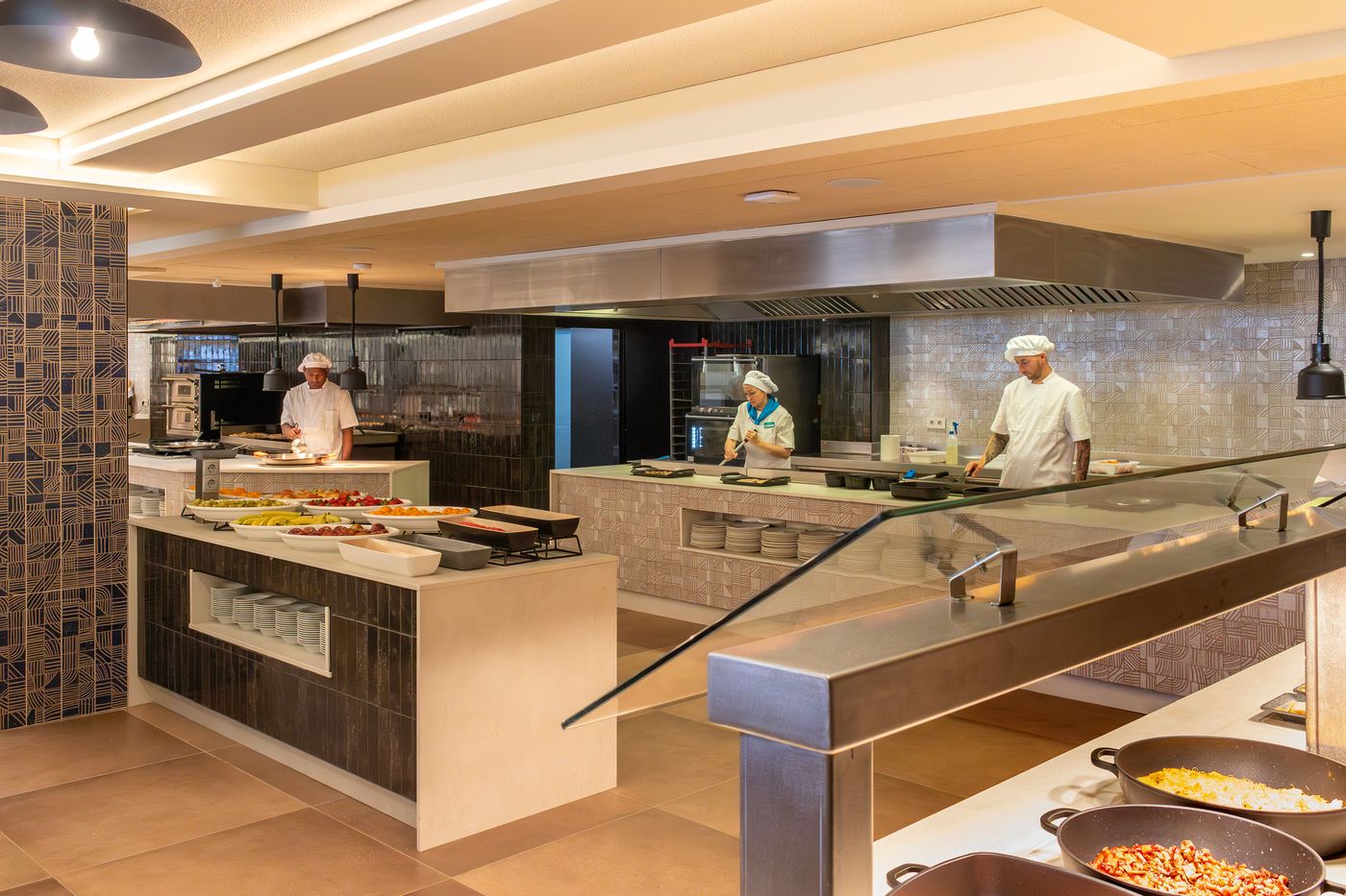 Golden-Donaire-Beach-Restaurant-36