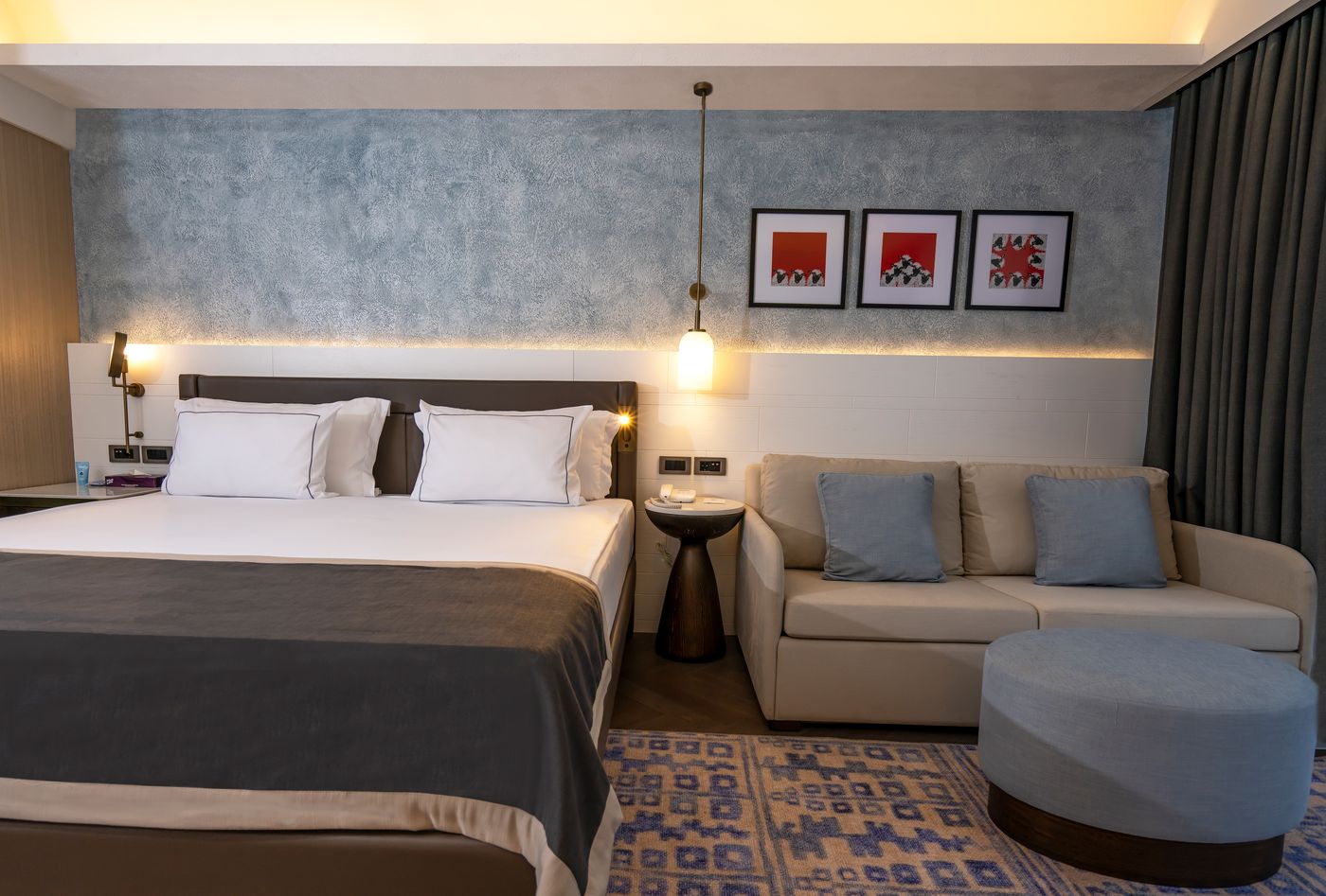 Lara-Barut-Collection-Room-41